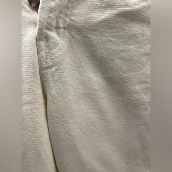 H&M High-Waist Straight-Leg Jeans - Picture 6 of 7